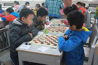 中央峰景B区 11月8日 民生地产杯2014保定市儿童智力竞技等级赛 比赛进行中