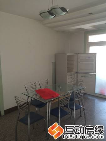 新一代B区 3室2厅2卫 140m² 租金2200元/月