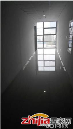 无中介费财库国际中心隔断中央空调2元急租还可商