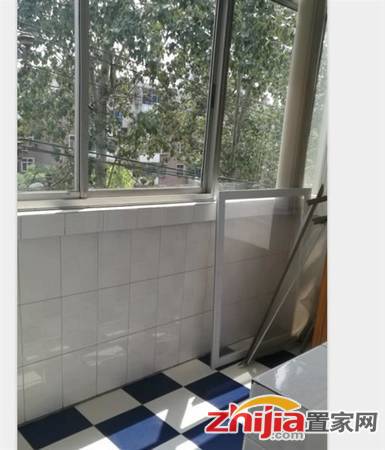 东兴小区 240万 3室2厅1卫 精装,投资首选!