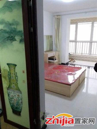 免 合租 简装 450元/月 随时看房 随时入住 急租
