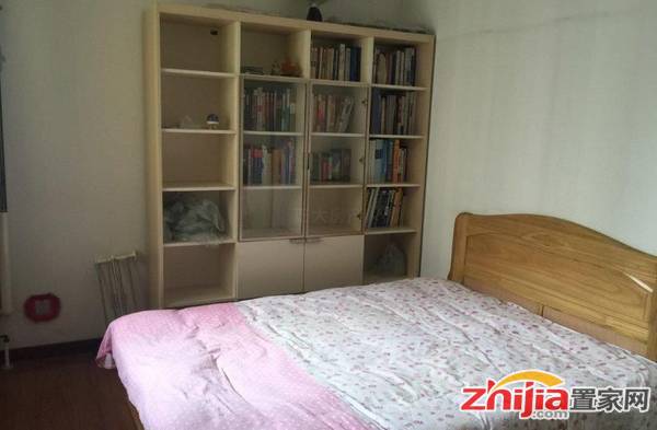 盛世长安 2500元 2室2厅1卫 精装修,家具家电齐全,急