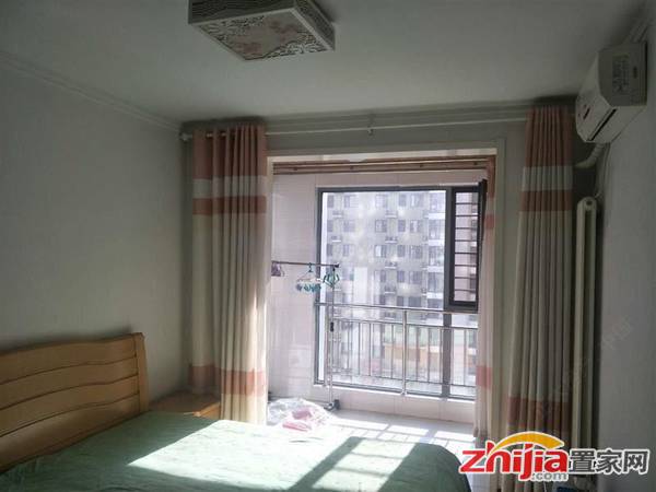 盛世长安 2200元 2室2厅1卫 精装,环境幽静,居住舒适