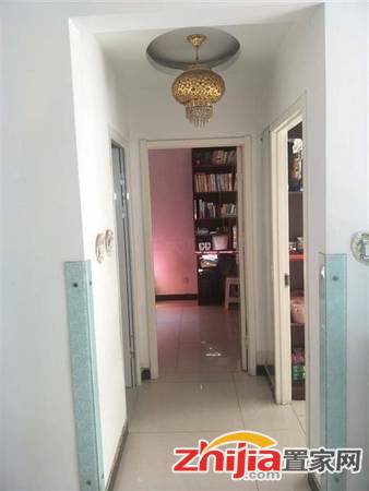 盛世长安 2200元 2室2厅1卫 精装,环境幽静,居住舒适