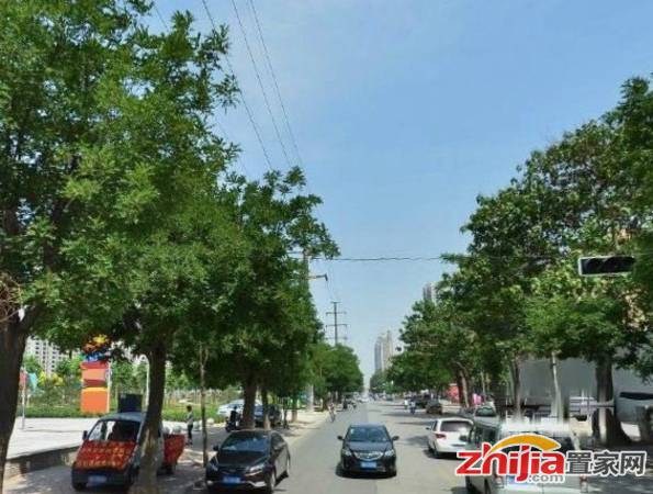 体育大街保利花园 豪装四室 品牌家电实木家具全包
