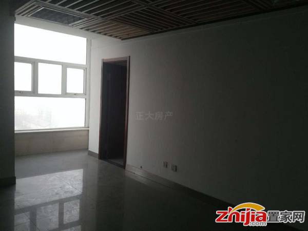 美东国际 2元 1室1厅1卫 中装采光好,拎包随时就可以入住
