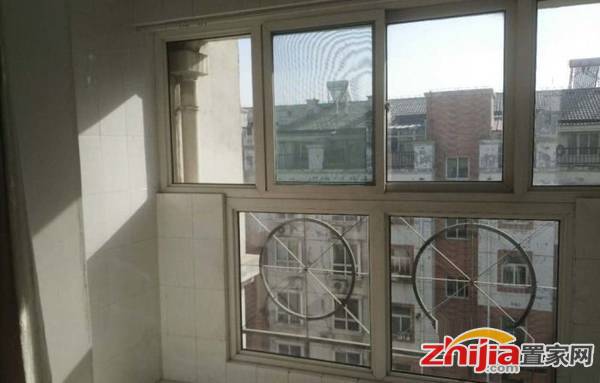 一流景观,低密度花园,金色家园 96万 1室1厅1卫 普通装