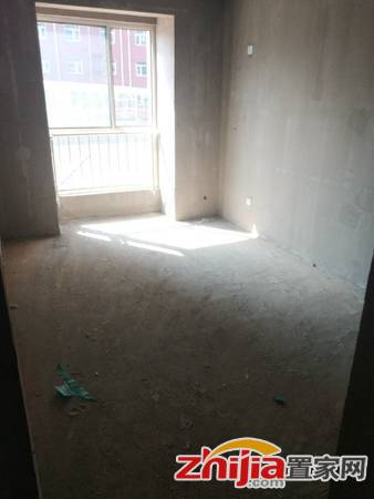 铂宫时代 包更名,中间楼层 108万包更名,可贷款40万 房