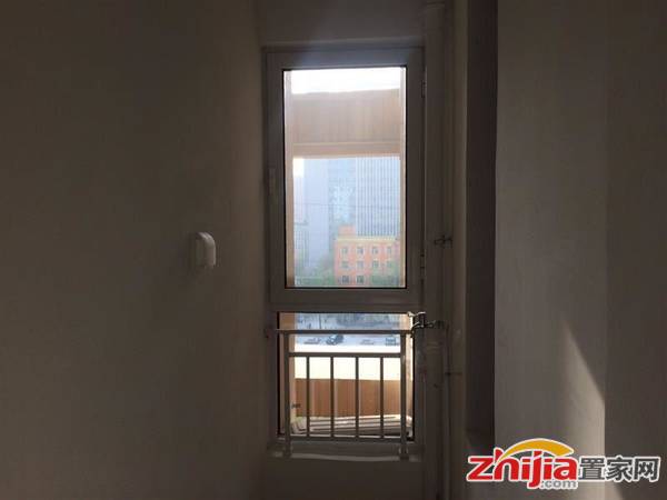跃进路建华商圈 星河盛世 1室1厅1卫 精装,上班族的首选