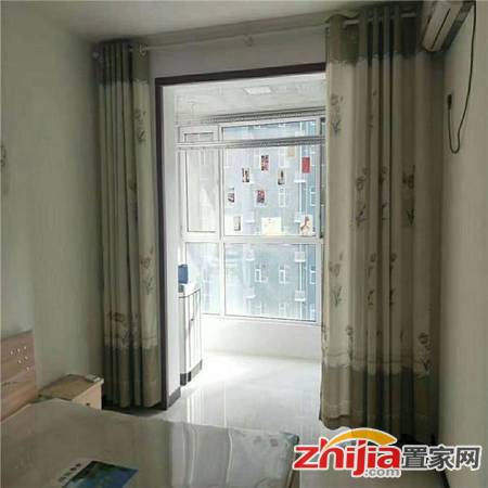 城角街 玉龙小区 2000元 3室2厅2卫 精装,拎包入住