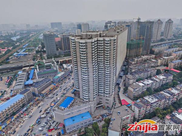 自由港97万2室2厅2卫简装超低价挥泪大甩卖