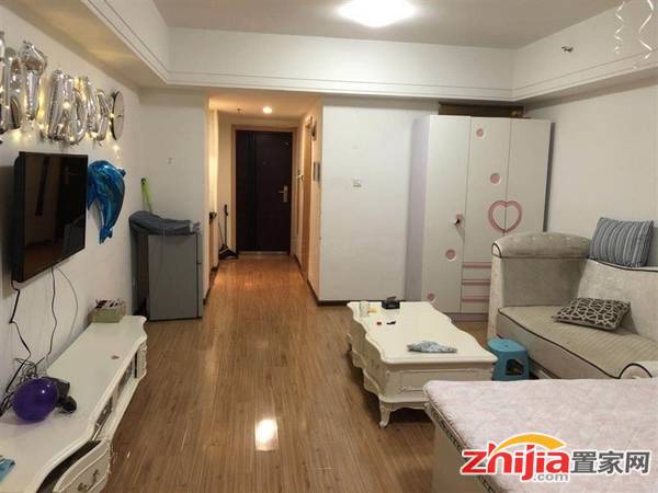 万达公寓1室0厅1卫 精装拎包入住