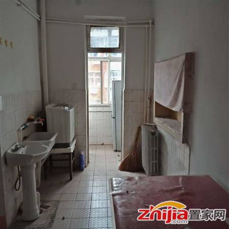建行宿舍(22中对过)2室拎包入住