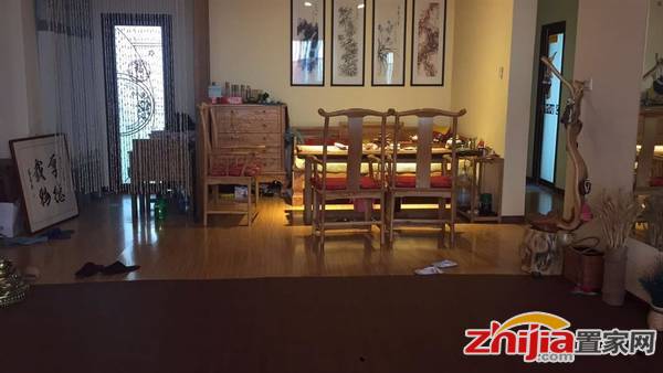 好房出售 国际城四期 3室2厅2卫 精装 干净整洁 拎包入