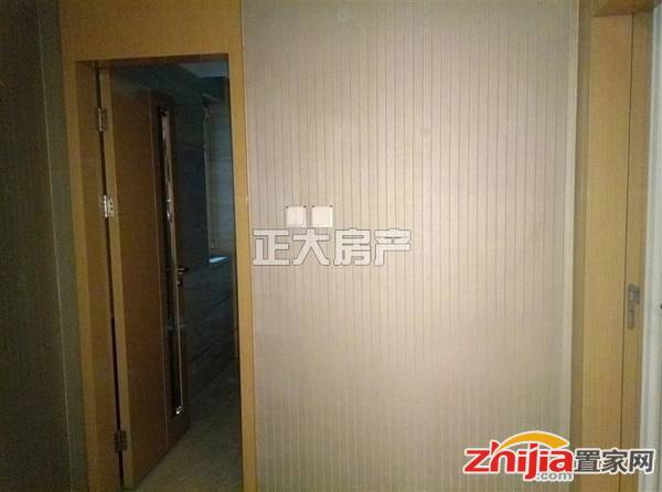 好房出租 中央悦城 3室2厅2卫 豪装 拎包入住 干净整洁