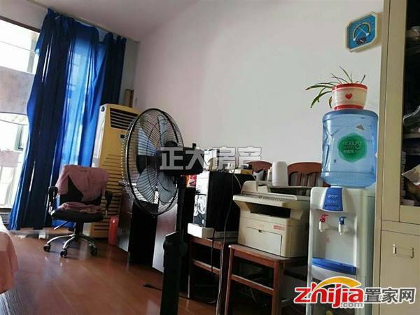 超好的地段,升值潜力大,自由港 42万 1室1厅1卫 中装