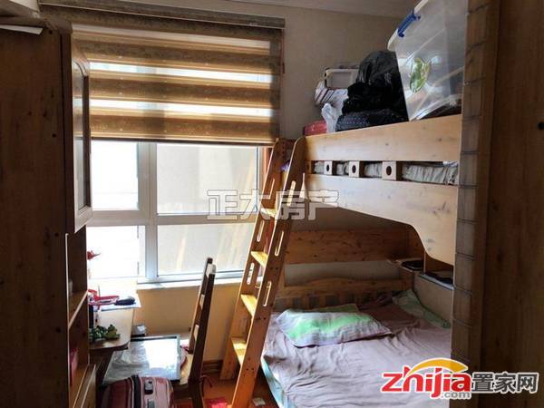 急租万达广场B1南区 2室2厅1卫 精装,家具家电齐全 实