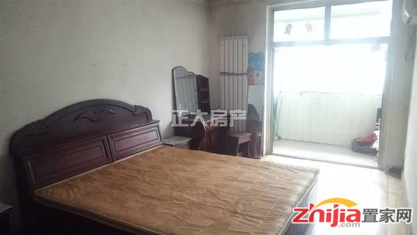 万达商圈 尖岭小区 2室1厅1卫 中装 拎包入住 干净整洁