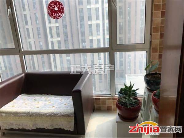办公首选 万达广场 3室2厅2卫 精装 干净整洁 随时看