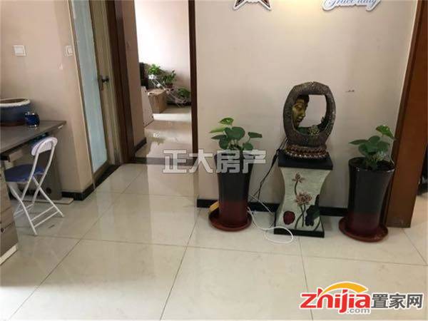 办公首选 万达广场 3室2厅2卫 精装 干净整洁 随时看