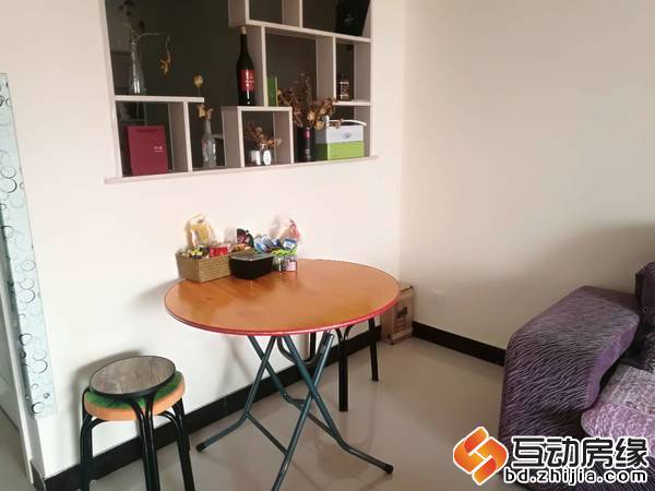 华中国宅华园 3室1厅1卫 95m² 租金2200元/月
