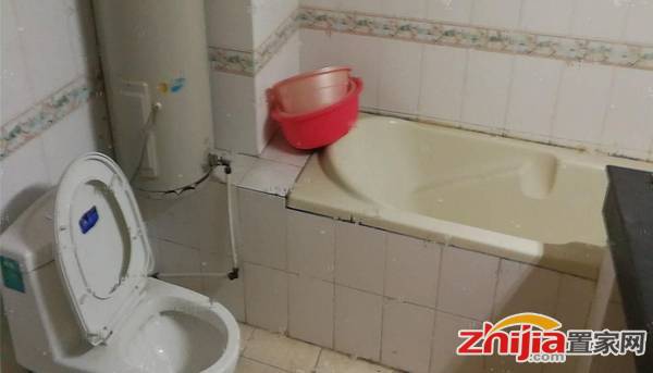 怀特商圈 寳南花园 2室1厅 拎包入住 干净整洁 随时可看