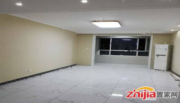 办公住家都可 南焦附近 东南智汇城 3室2厅 干净整洁