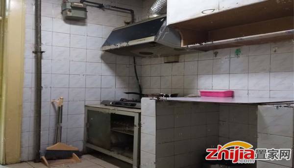 好房出租 万达西临 核四院小区 1室1厅 随时可看