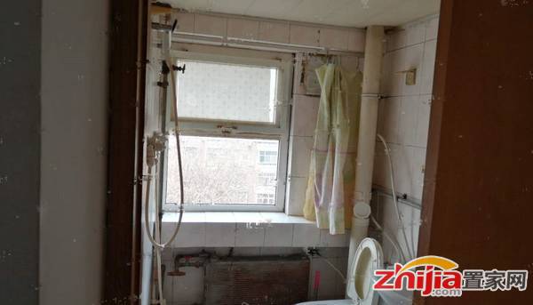 拎包入住 干净整洁 槐建里 3室2厅 怀特商圈 干净整洁