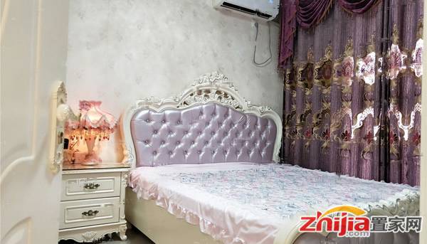 好房出租 万达广场C区 2室2厅 干净整洁 拎包入住