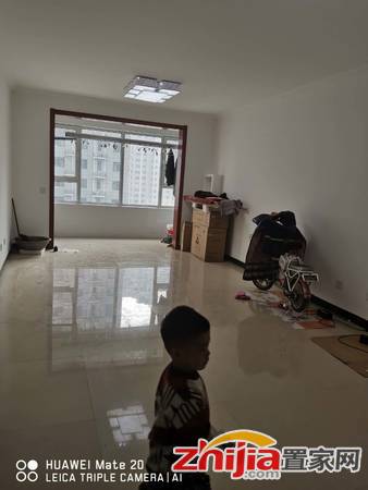 东军师堡 3室1厅2卫 97m² 租金1200元/月