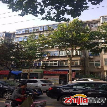 青园偏门两室精装婚房,三楼,房子新,首付低,带地下室,有钥匙