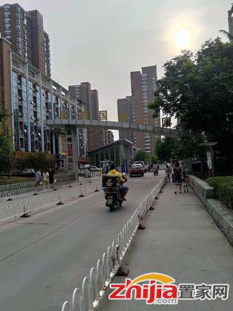 海世界商圈想象旁珠峰国际正规一室,想象片内低于市场价出售
