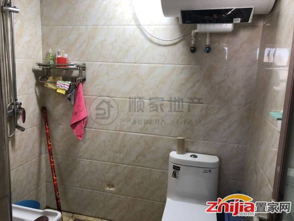 房东换房急售博雅盛世精装两室中间楼层采光不受影响