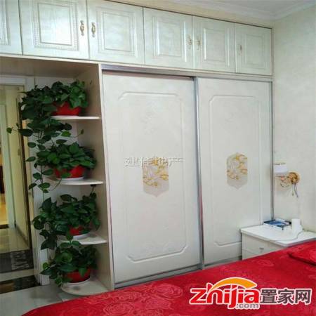 东北二环交口城旁,精装两室,采光好带地下室,精装婚房