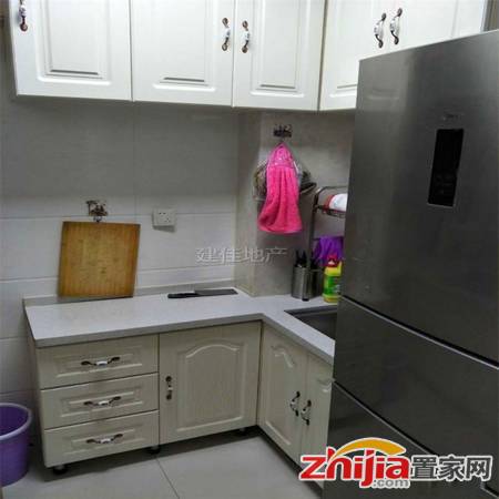 东北二环交口城旁,精装两室,采光好带地下室,精装婚房