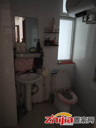 盛世华安精装修,家具家电齐全,拎包入住干净整洁
