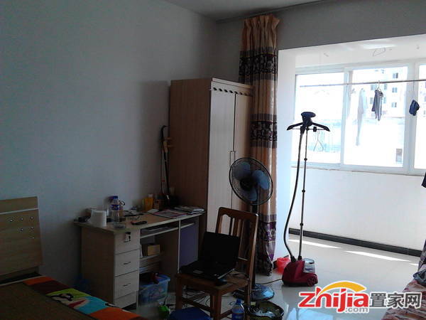 女士合租北二环都市怡景 2室2厅,铁道大学附近