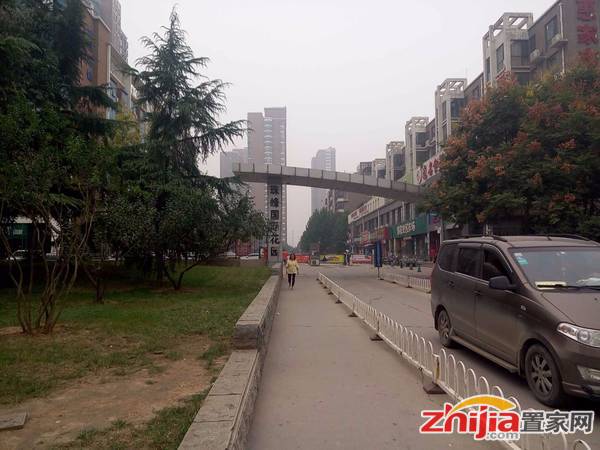 海世界商圈想象旁珠峰国际正规一室,想象片内低于市场价出售