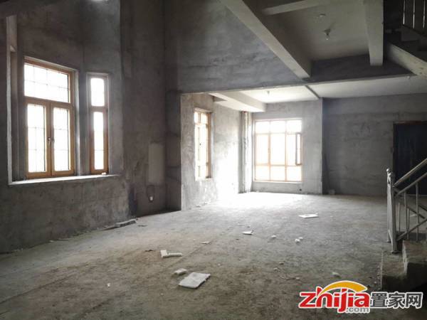 急售直降300万,半亩多地,醉便宜楼头大院,2车库屋内带电梯