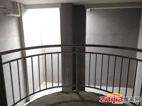 急售直降300万,半亩多地,醉便宜楼头大院,2车库屋内带电梯