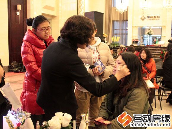 迪奥彩妆现场体验