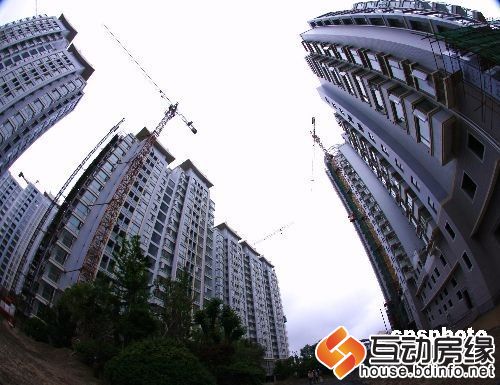 三四线城市“鬼城”频现 返乡买房或被套