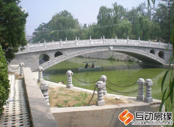 东风公园