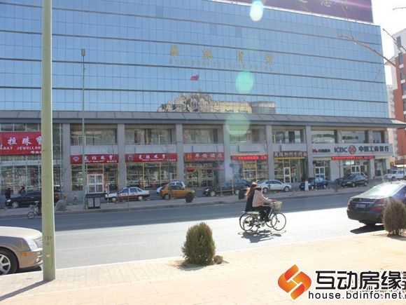 绿都皇城周边配套之宾馆