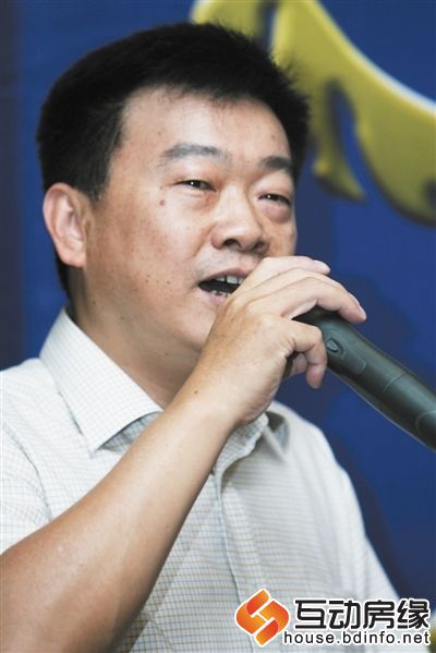 牛刀 房地产评论人士。“地产三剑客”之一。