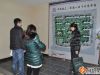 网友查看平面图
