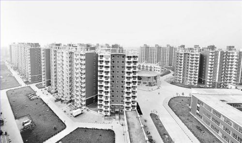 拥有3000余套经济适用住房的石家庄安苑小区。2009年底开始，符合条件的居民开始陆续入住该小区廉租住房。