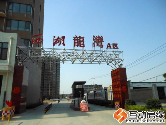 图为西湖龙湾入口