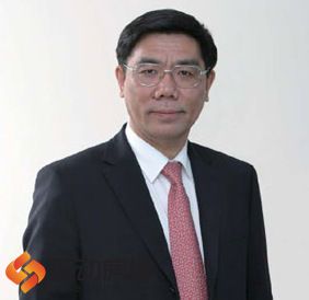 图为工行董事长姜建清